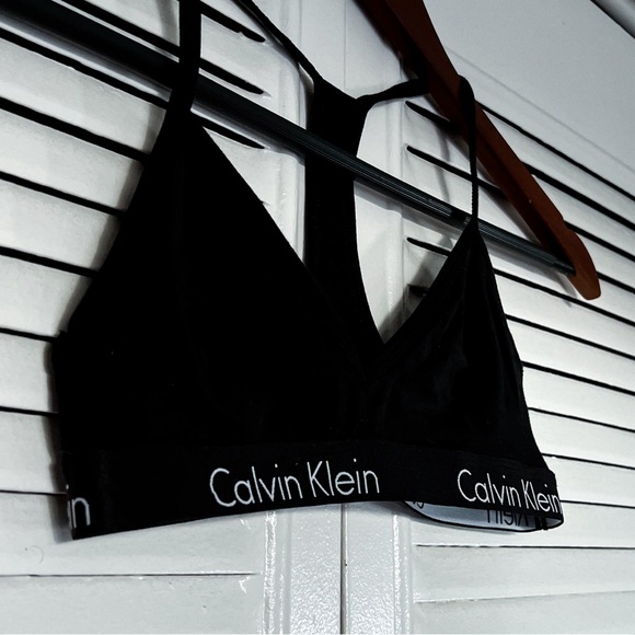 Calvin Klein Underwear | Logo Racerback Triangle Bralette - Picture 2 of 4